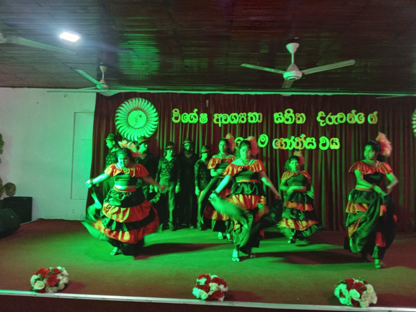Art festival for children with special needs in Homagama (2022-12-19)